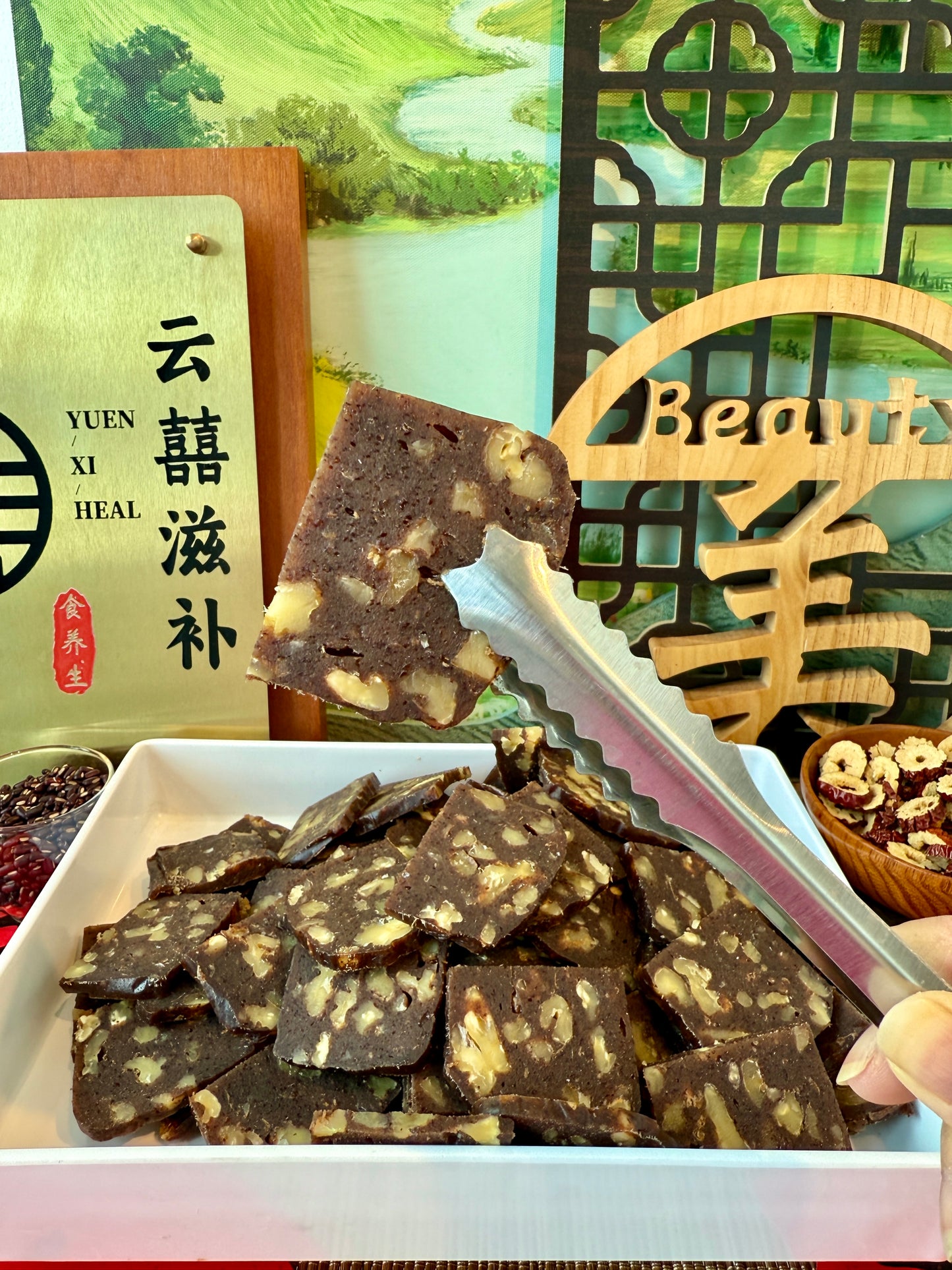 “黄芪五紅”养颜胶原鱼胶糕/花胶糕 Huangqi Five Red Fish Maw